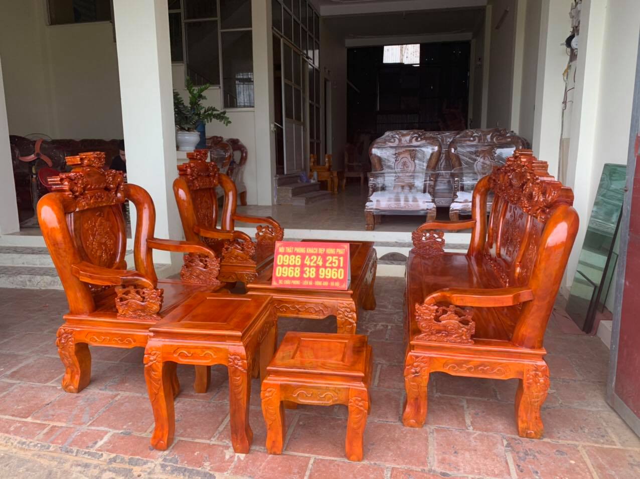 Bộ bàn ghế Nghê Đỉnh gỗ xà cừ