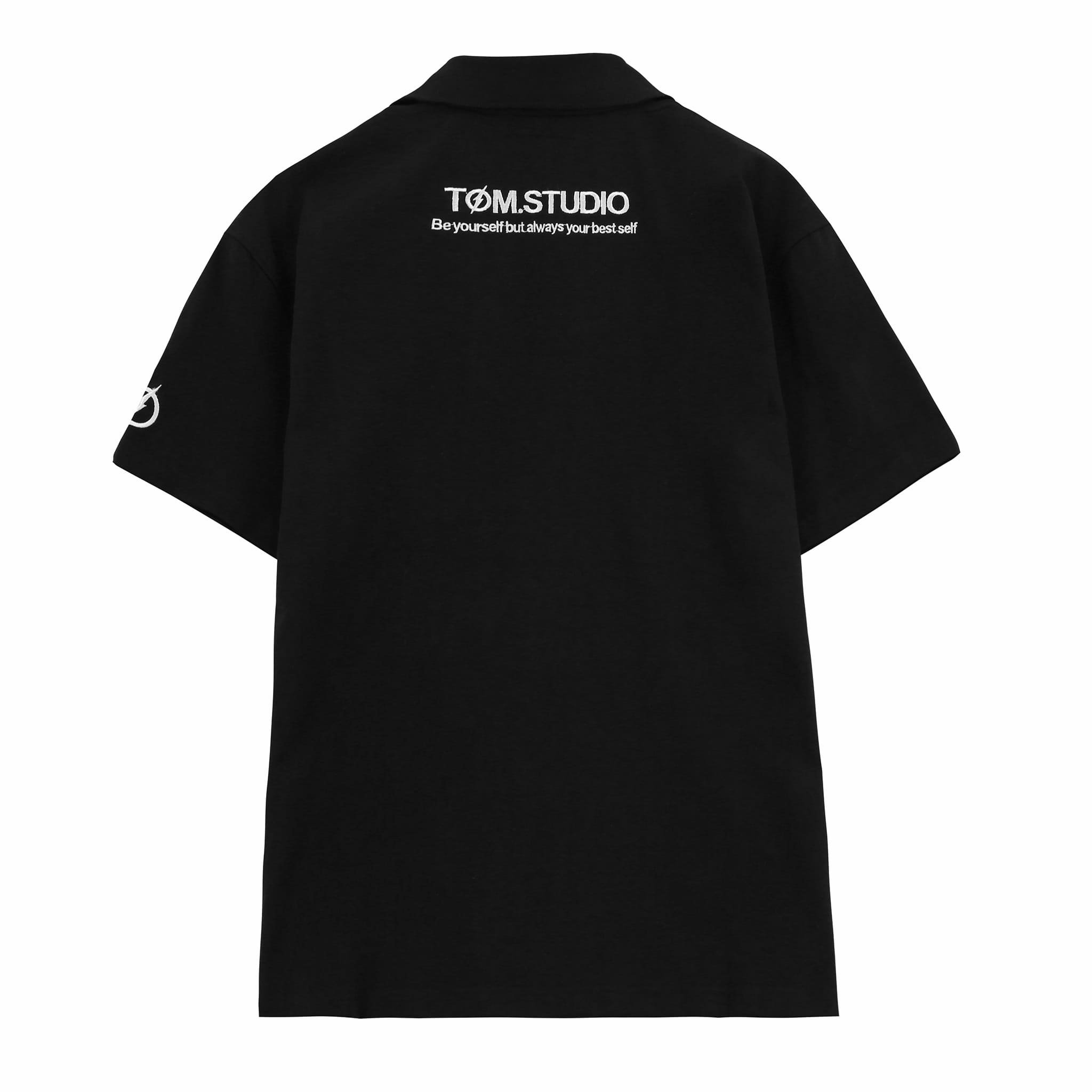 Áo thun polo TÓM.STUDIO họa tiết thêu logo basic - Đen