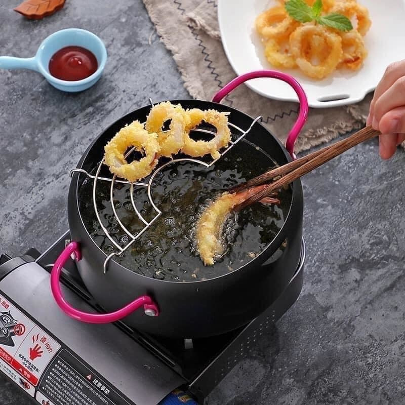 Nồi chiên 18cm có kèm vỉ lọc dầu