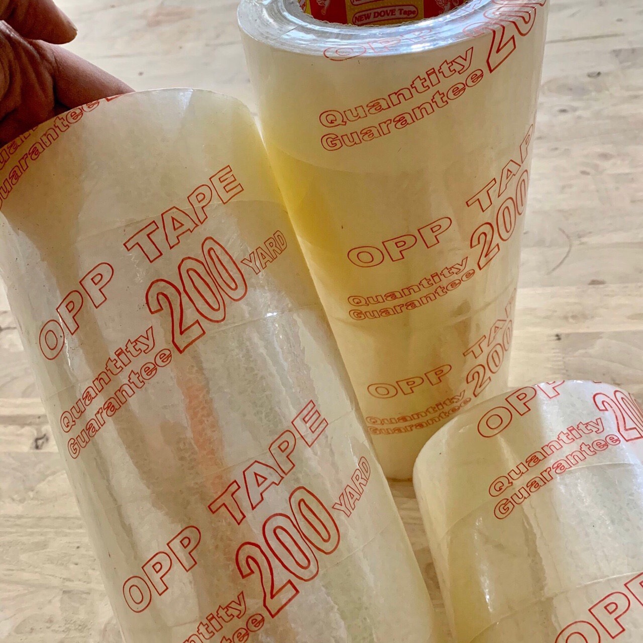 Cuộn băng keo gói hàng loại 200 yard N85