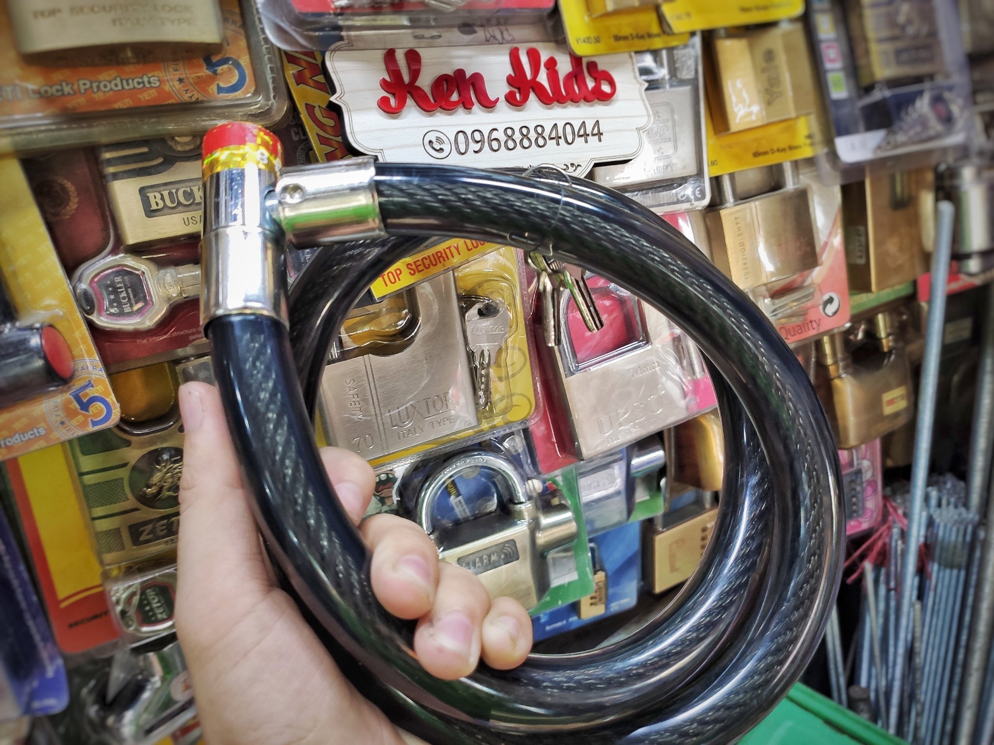 Khóa xe dây cáp bọc nhựa cỡ đại