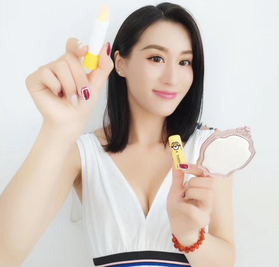 Dây treo điện thoại , túi xách Dây treo pha lê xanh lá thủ công – Hoa  & Bướm