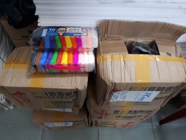 Đất Sét Soft Clay 9D 12 Màu Siêu Nhẹ- Mẫu Mới Nhất Hè 2018