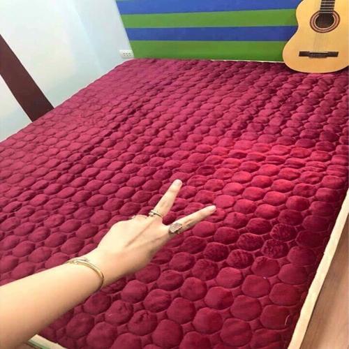 Thảm nhung trải giường đa năng 1m8 x 2m