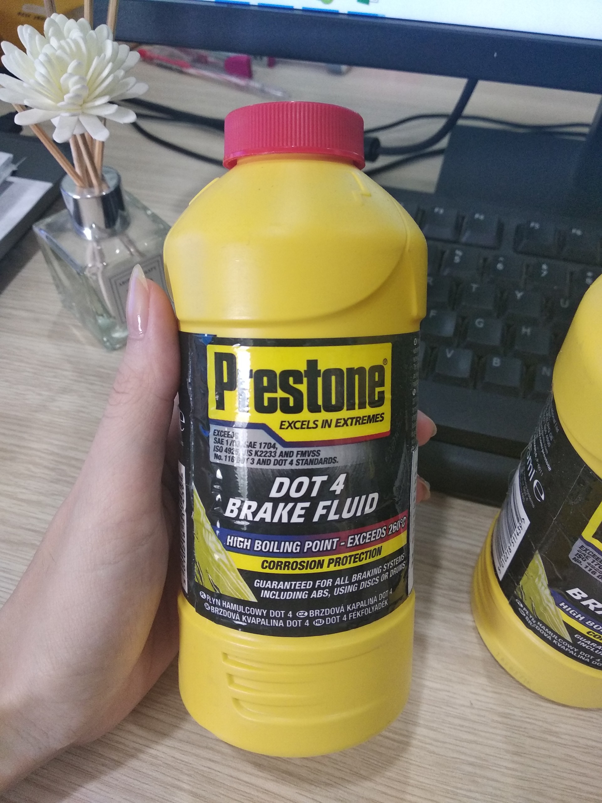 HCM - Dầu thắng DOT4 - PRESTONE , nhập khẩu Anh Quốc