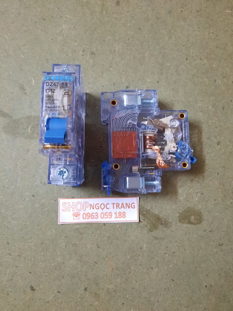 Aptomat CB 1 Pha Trong Xuốt - C32A