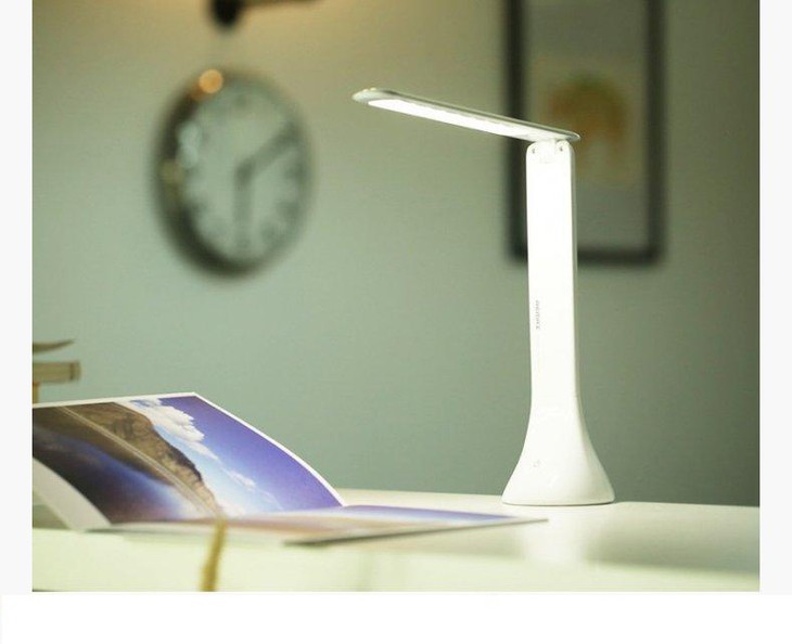 Đèn Led để bàn REMAX RT-E180 bảo vệ mắt
