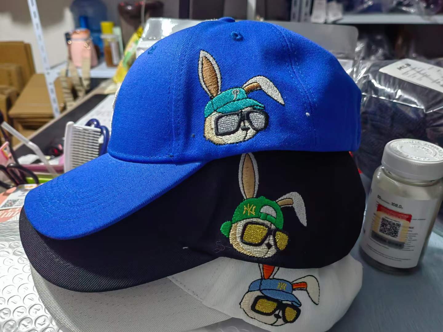 Mũ Lưỡi Trai MLB Logo Thêu Họa Tiết Thỏ