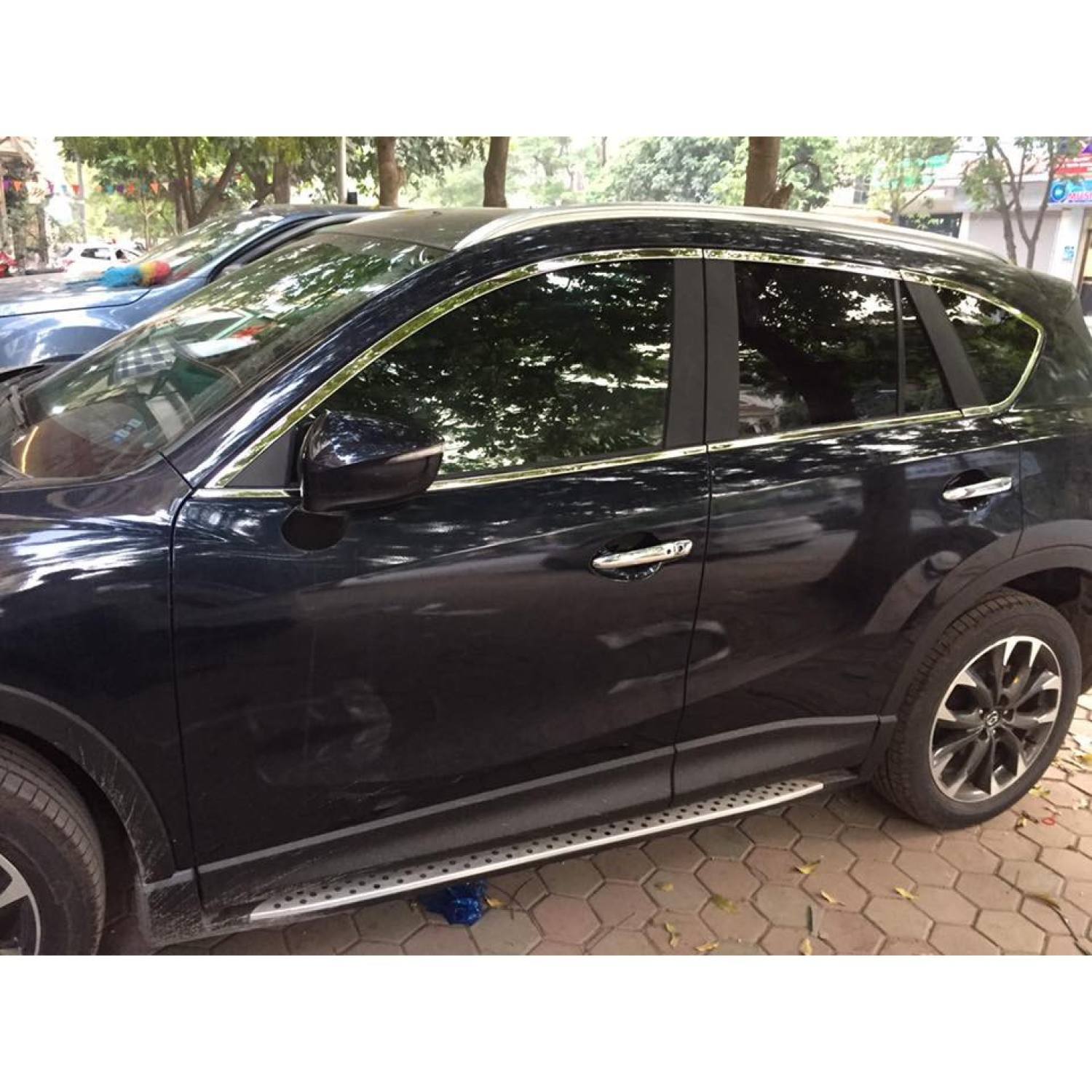 Nẹp chân kính, cong kính Mazda CX5 2014-2017