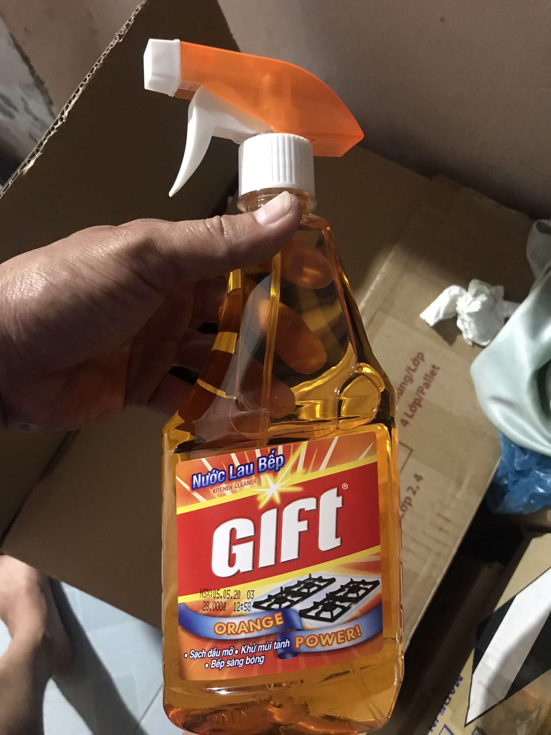 [HCM]Nước lau bếp hiệu gift ( 520 ml)