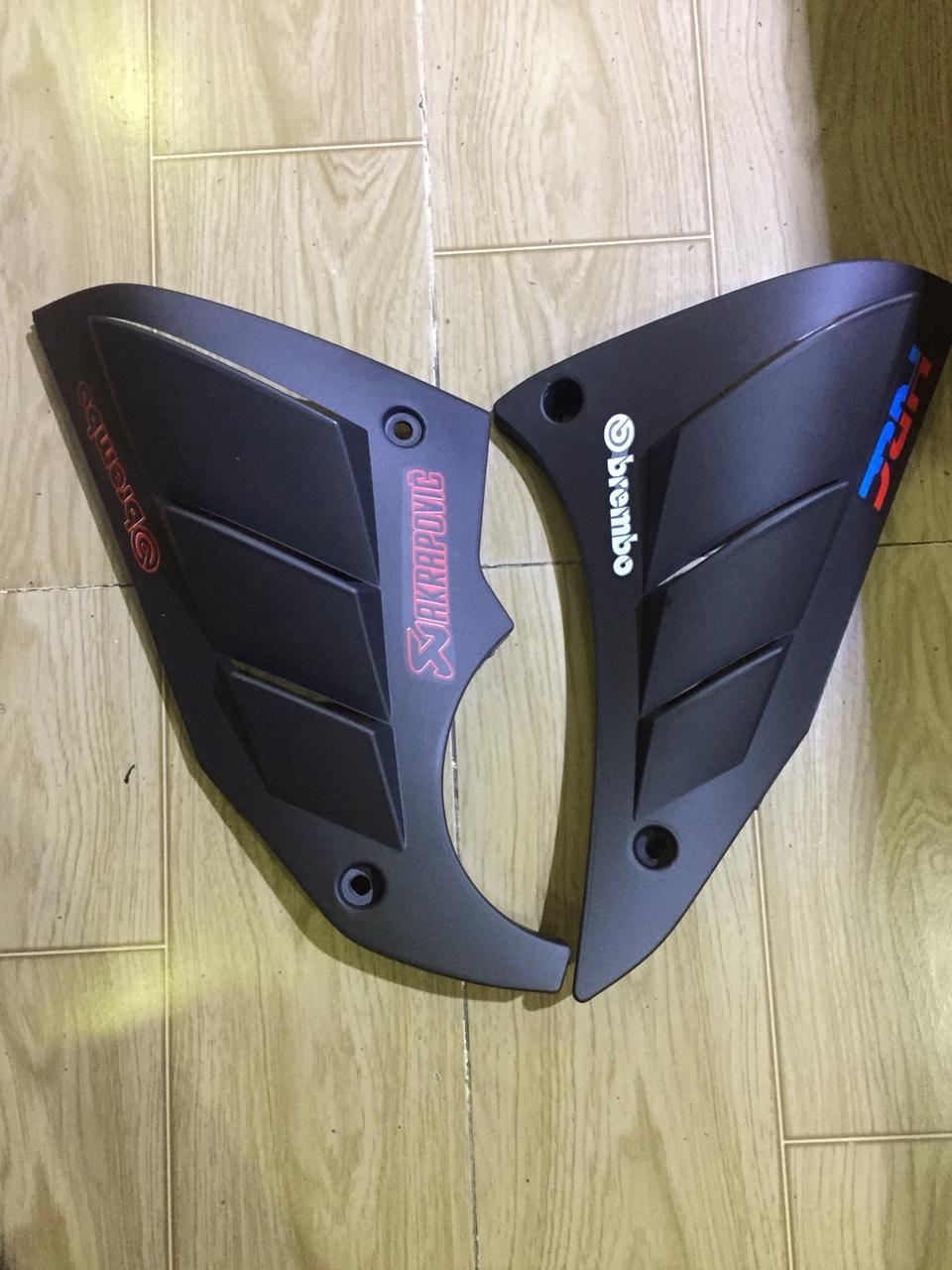 Ốp sườn kiểu cá heo cho xe Honda Winner 150 - 1 cặp