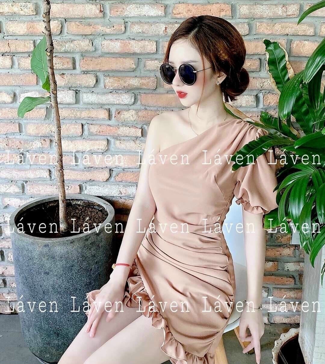 [HCM]Đầm kate ôm body cổ chéo xinh sắn