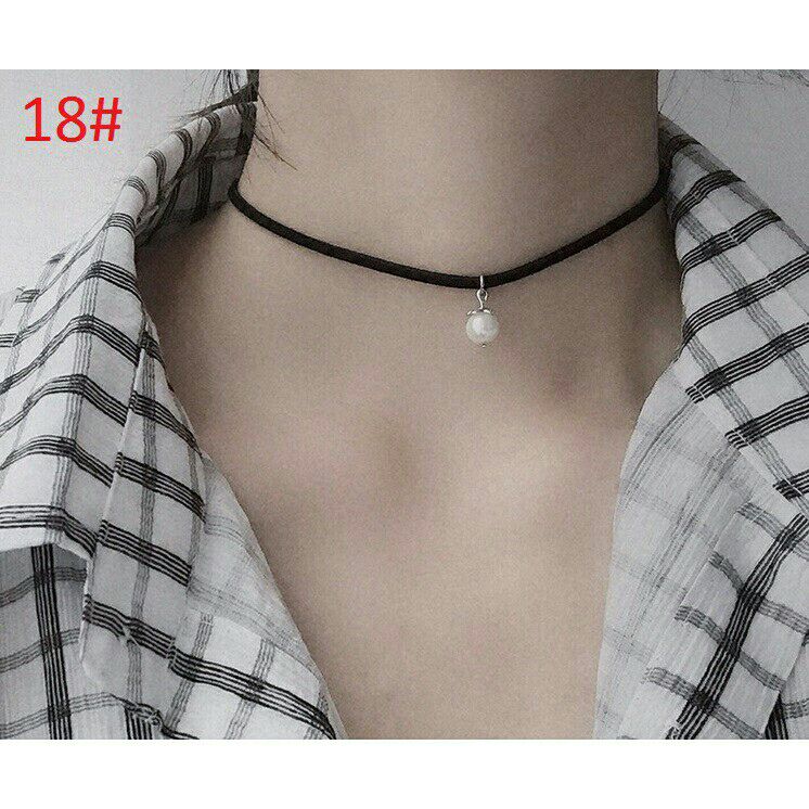 Vòng cổ chocker dây da đen kèm mặt hạt trắng (ảnh thật)