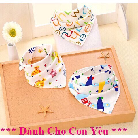 Yếm tam giác cúc bấm siêu cưng cho bé