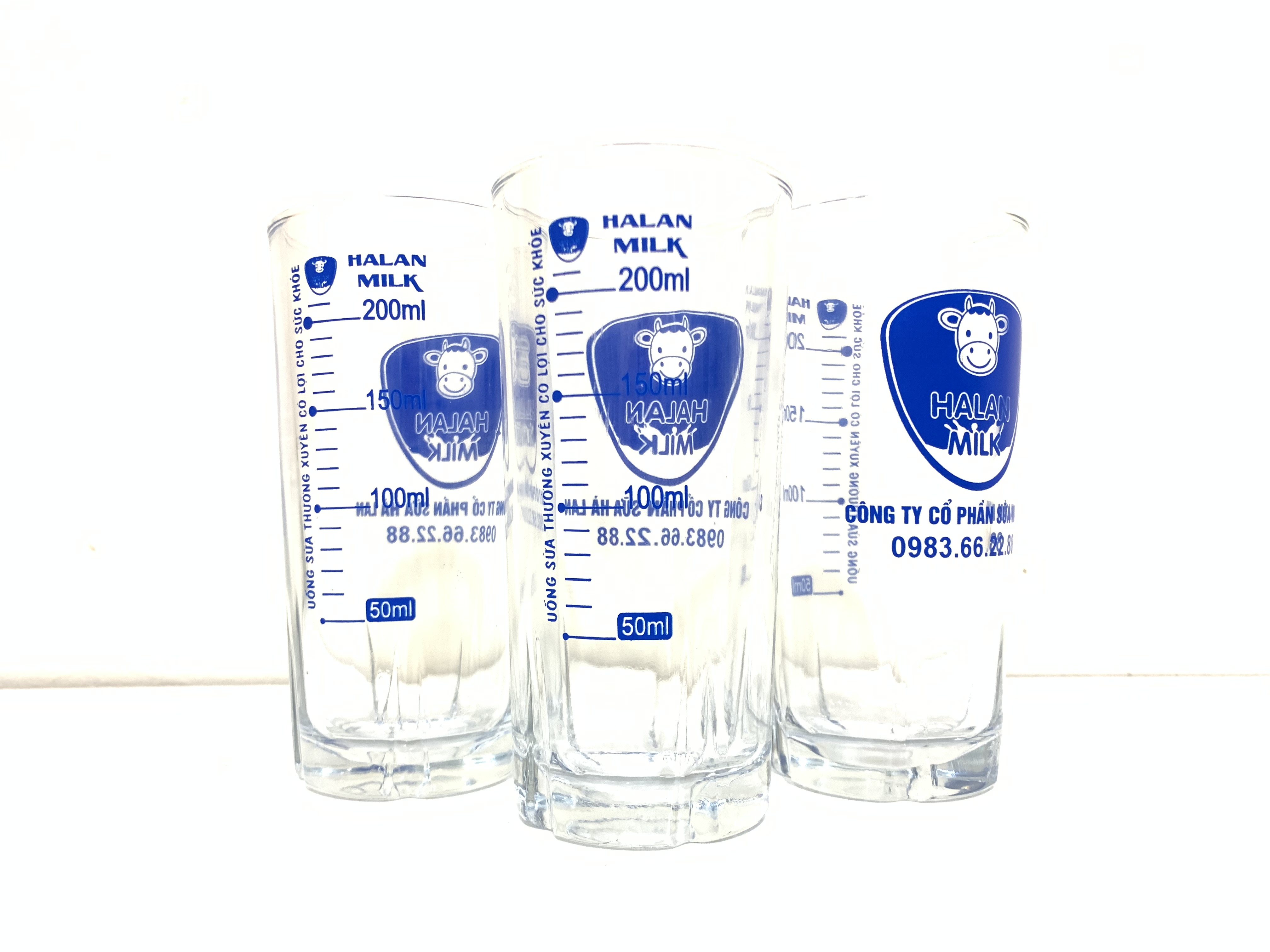 Cốc pha sữa thuỷ tinh chia vạch 200ml Halan Milk