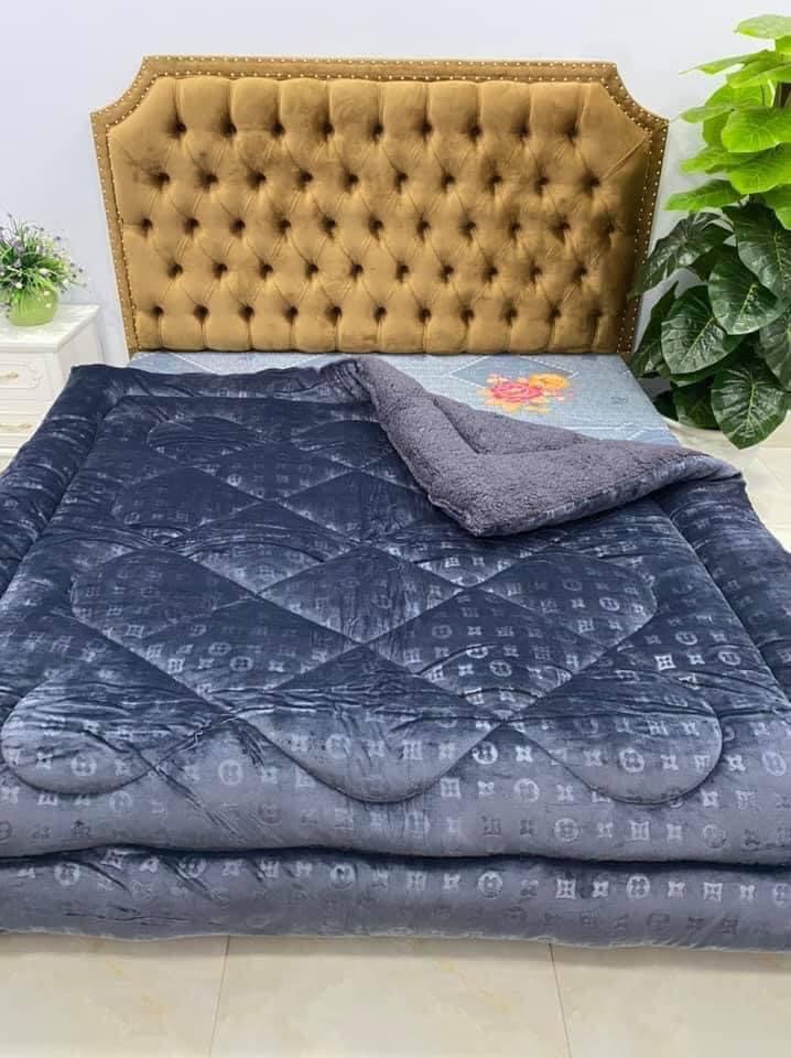 CHĂN LÔNG CỪU NHẬT 3 lớp ib chọn màu 2,5kg