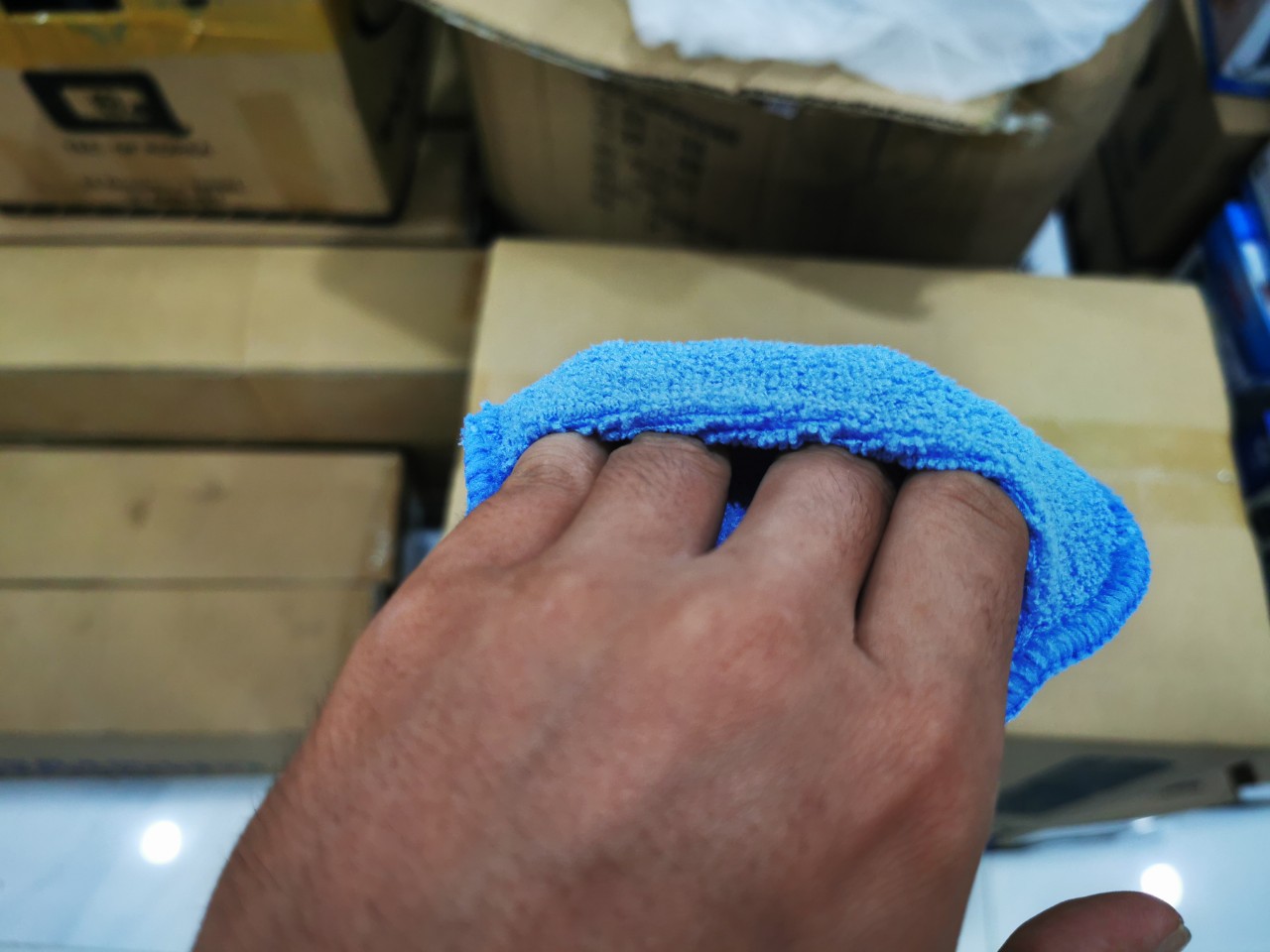 [HCM]Mút Bọt Biển Bọc Sợi Microfiber Có Quai Thoa Wax Chăm Sóc Xe