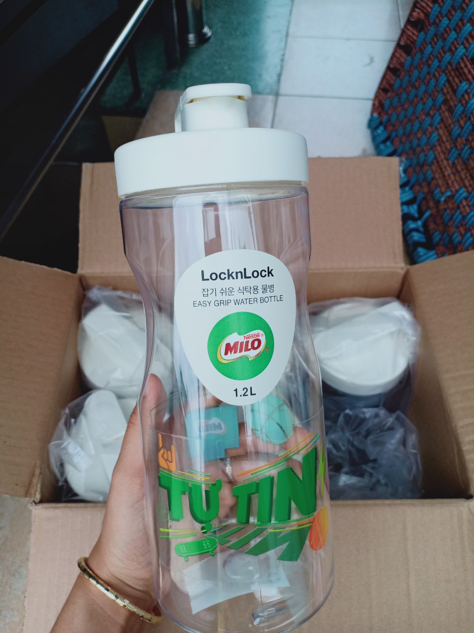 [HCM]Combo 2 bình đựng nước lock & lock 1.2l