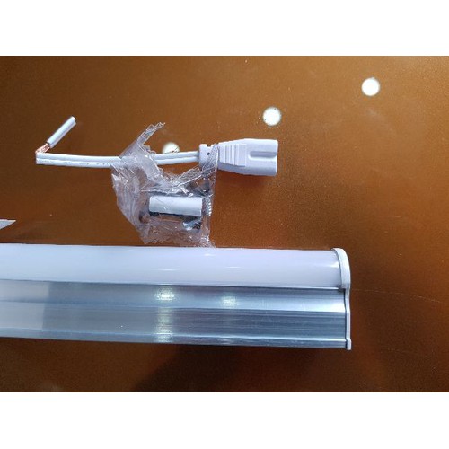 Đèn Led T5 liền máng KOWO- 60 cm