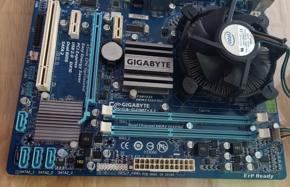 ComBo Main G41 Gigabye dr3 socket 775 kèm CPU 7500 - E8400  + Fan tản nhiệt cpu