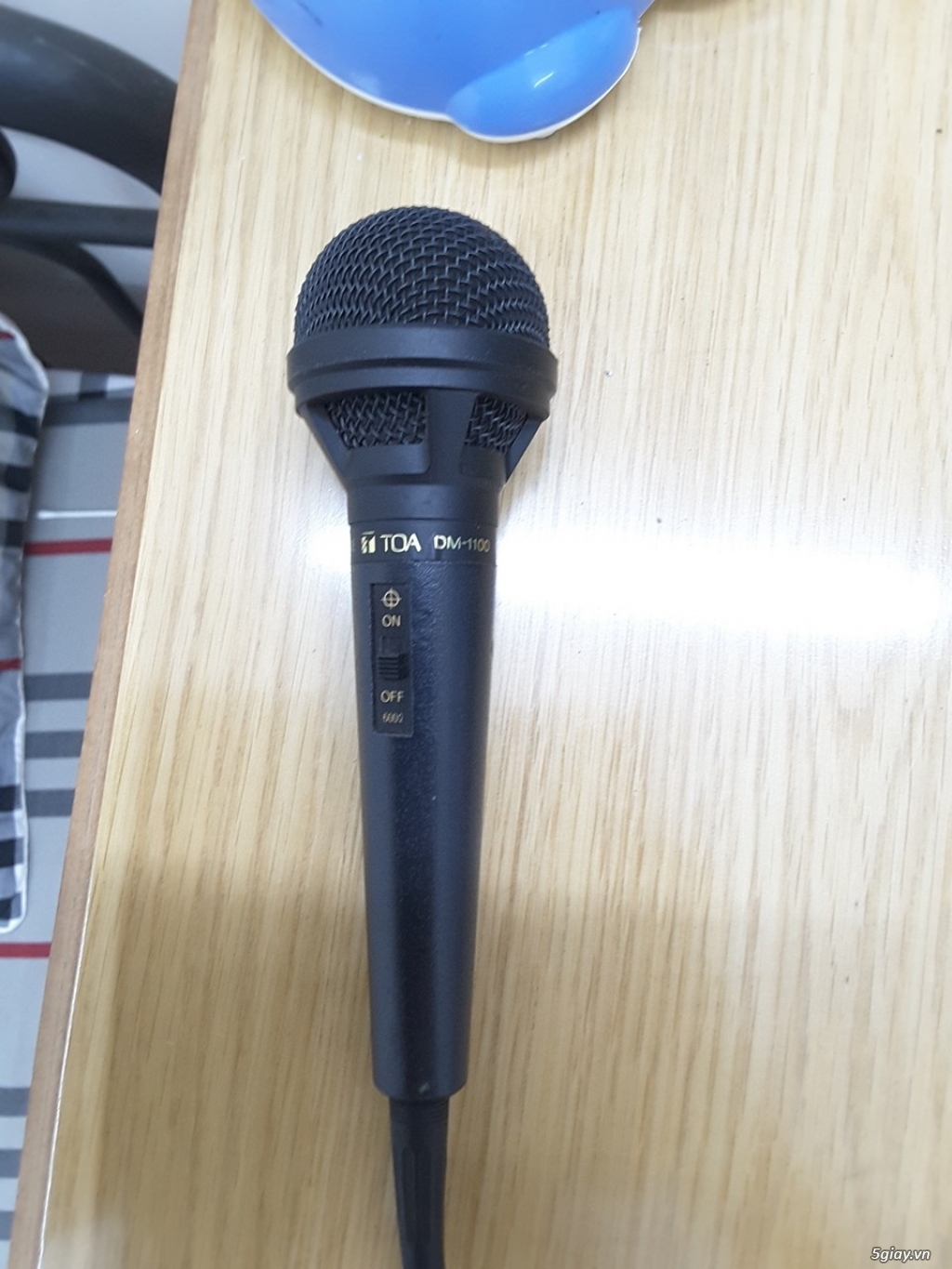 Micro điện động cầm tay TOA DM-1100