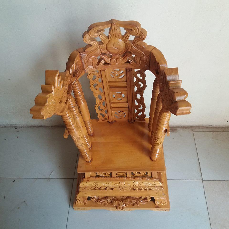 ngai thờ gỗ mít  kích thước cao 81cm mặt 35cmx48cm