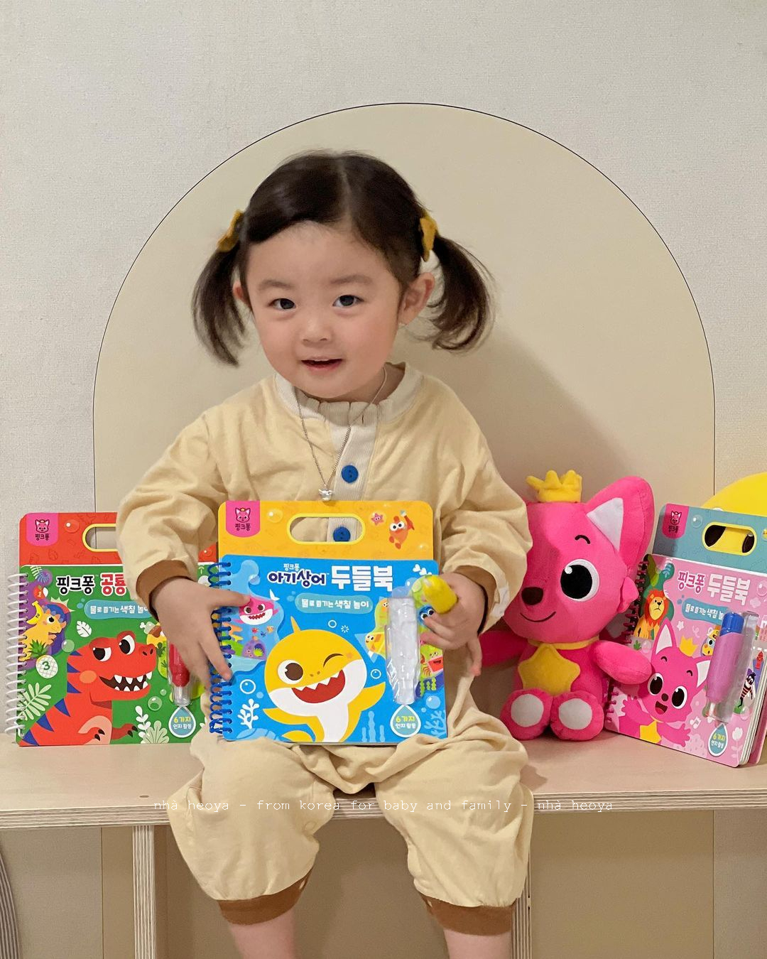 SÁCH TÔ MÀU MA THUẬT MAGIC WATER PINKFONG