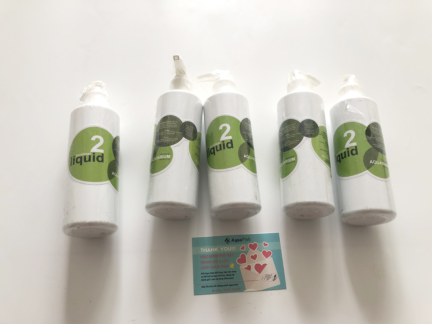 Phân nước dùng cho cây thủy sinh Fertilizer Liquid 2 lọ 250ml (giúp cây ra rễ ổn định, phát triển chồi non, tăng cường màu sắc)