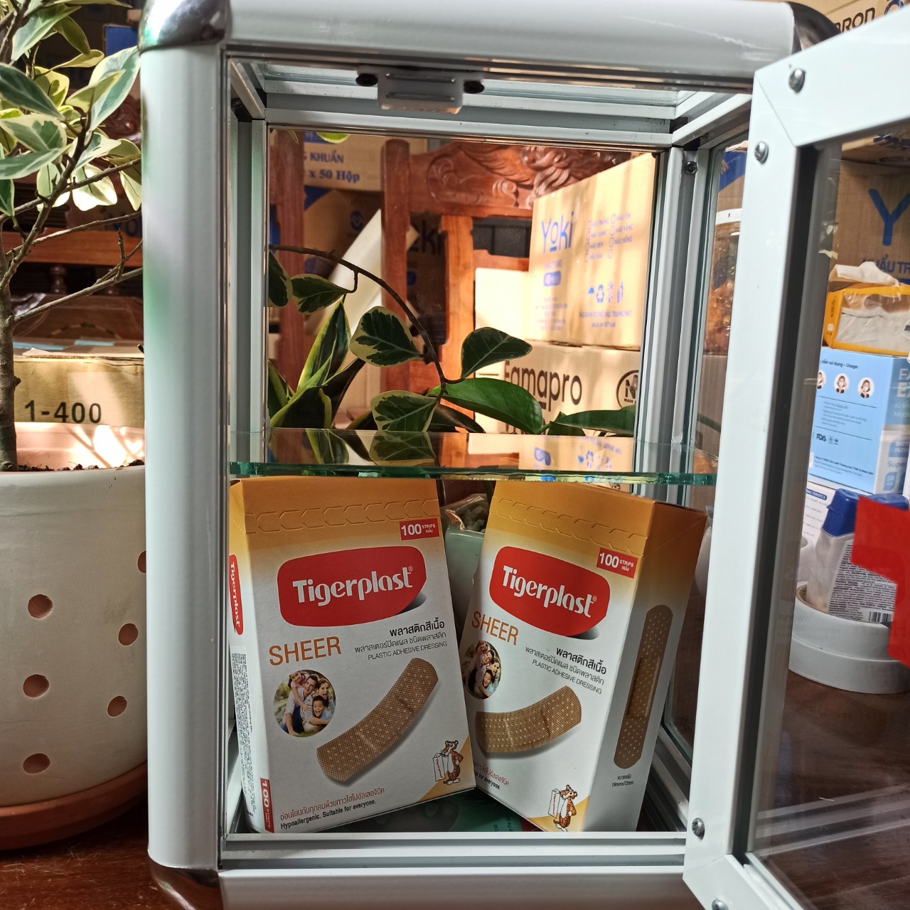 Băng Keo Cá Nhân Màu Da Tigerplast