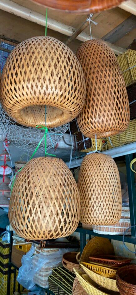 Chao đèn mây tre dạng nhót 20*35cm (0978945425)