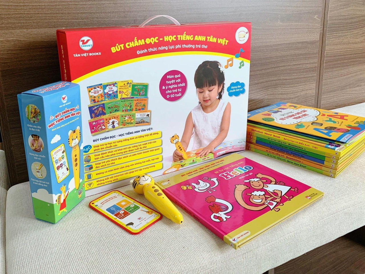 Sách - BÚT CHẤM ĐỌC - HỌC TIẾNG ANH TÂN VIỆT-Vanlangbooks