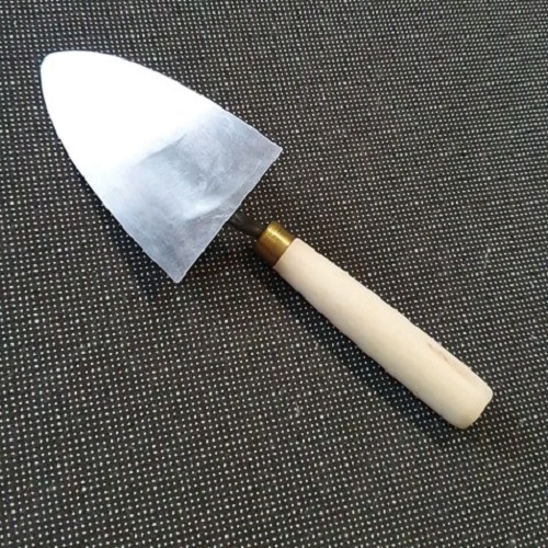 Bay Xây Tô Lưỡi Thép Tam Giác Cán Gỗ 33x10cm Bay Chuyên Dụng Thiết Yếu Cho Nghành Xây Dựng