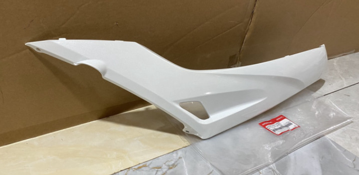 Side floor trim/Right Vision 2014 to 2020 White * ryb55p * genuine Honda.