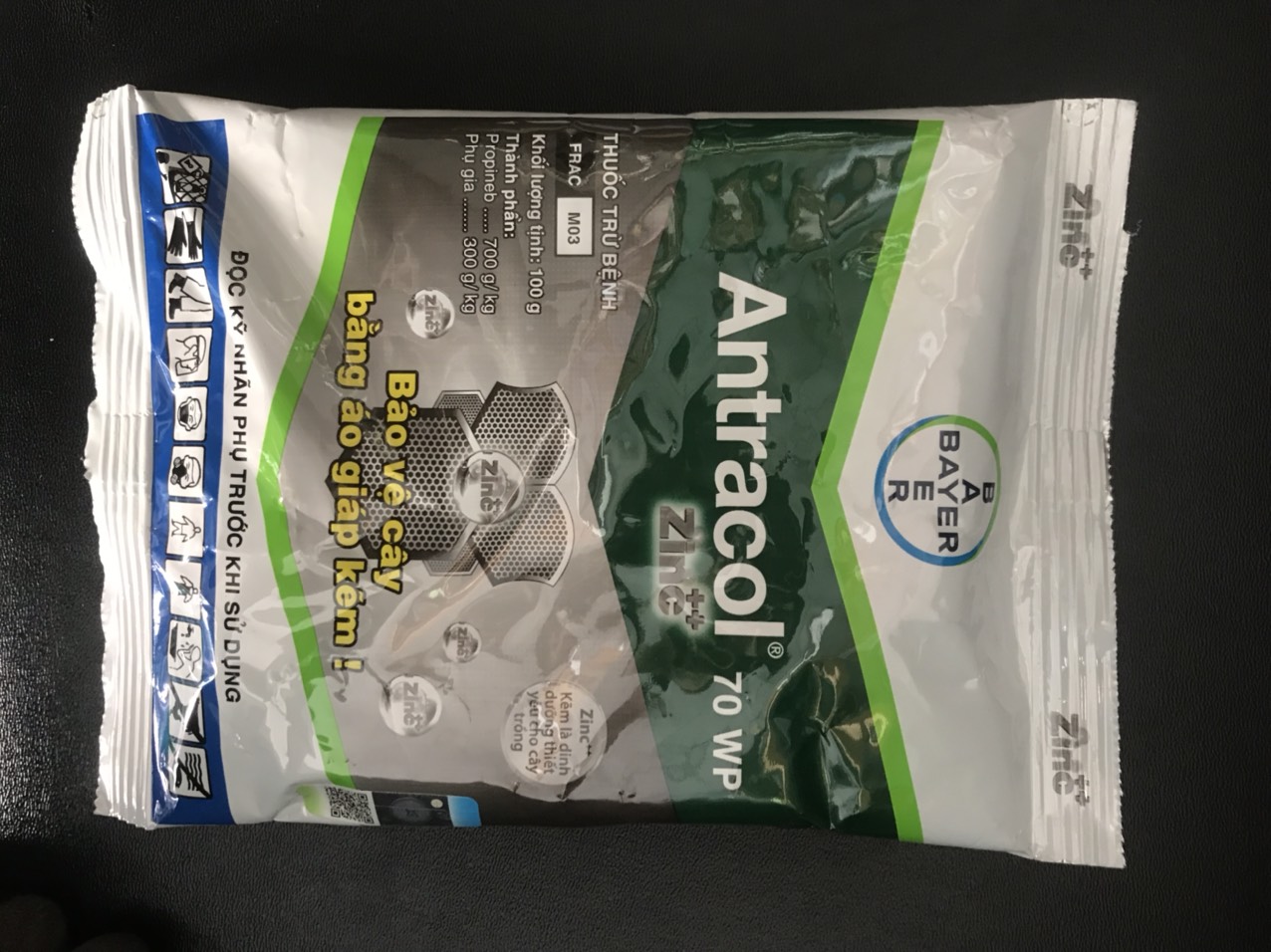Thuốc trừ bệnh Antracol 70WP 100gam