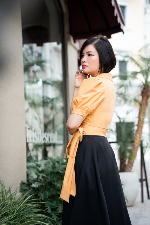 Áo croptop buộc dây eo CLARA MARE BLS4018