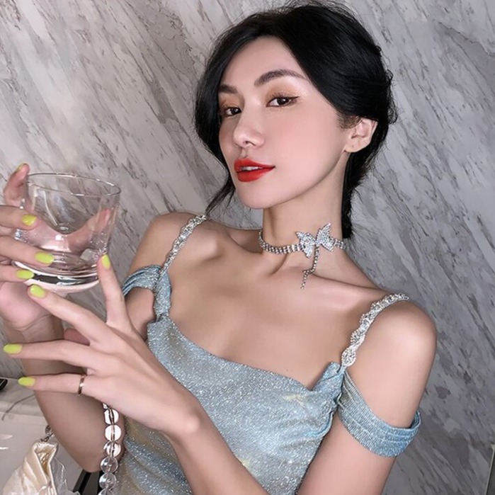 Vòng cổ bướm đính đá toàn bộ siêu chất VC92