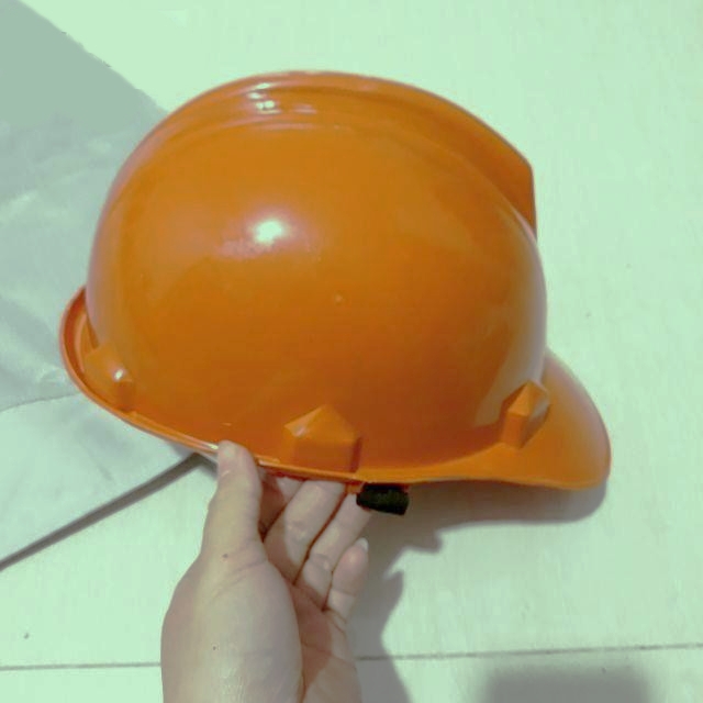 MŨ , NÓN BẢO HỘ LAO ĐỘNG CÔNG NHÂN GIÁ RẺ , MŨ CÔNG TRÌNH XÂY DỰNG , CẦU ĐƯỜNG , NHÀ MÁY MÀU TRẮNG