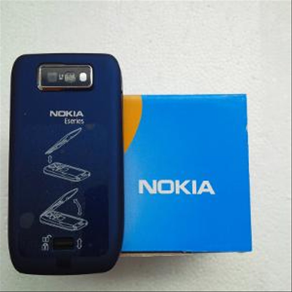 Bộ phụ kiện và Điện thoại Nokia E63 full box mới (xanh than)