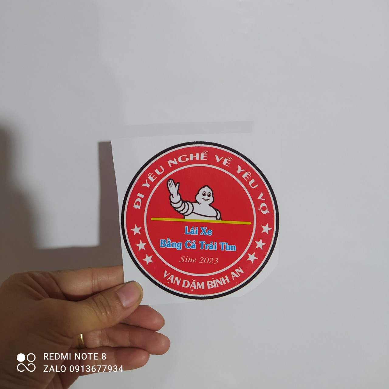 Decal logo lái xe bằng cả trái tim (sl: 1 tem) dán xe ô tô