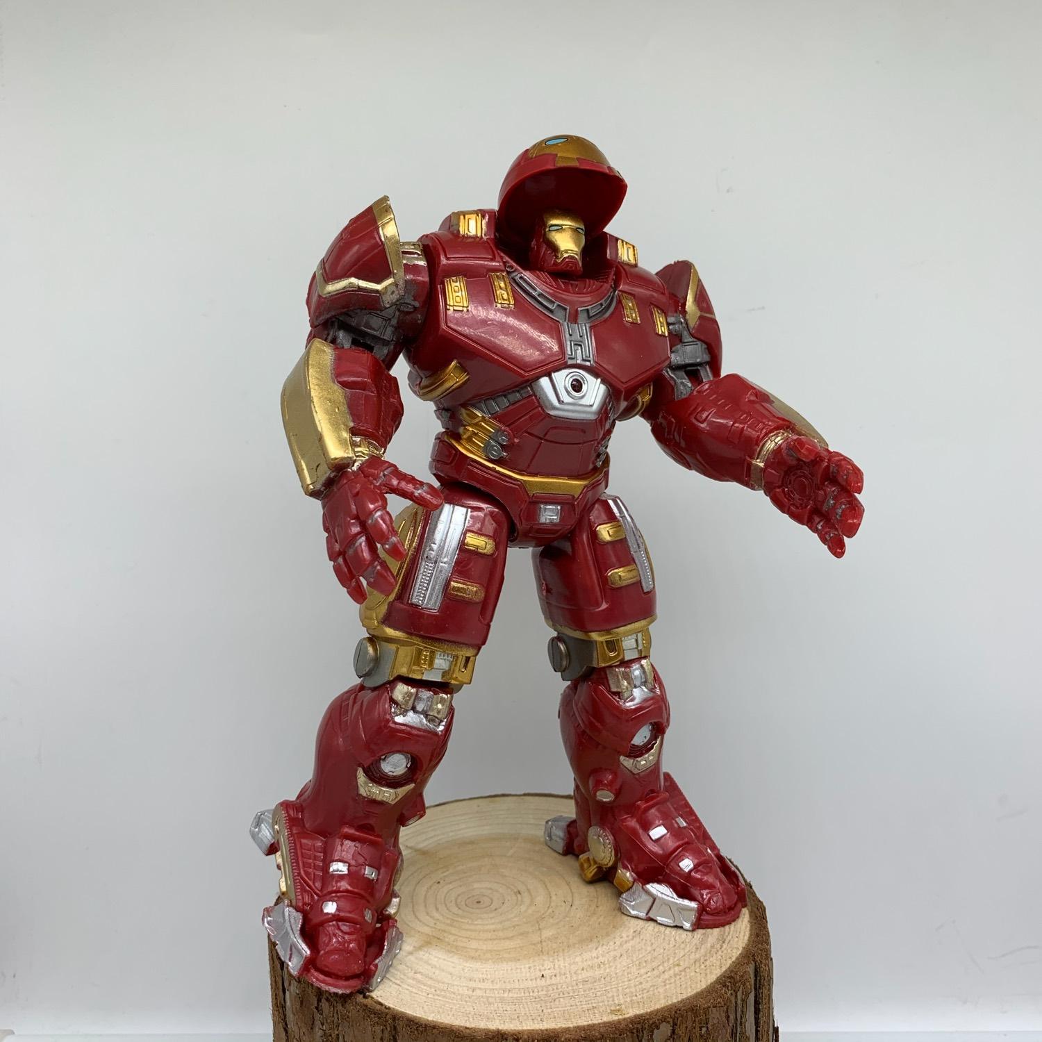 Hulkbuster marvel mô hình bẻ khớp