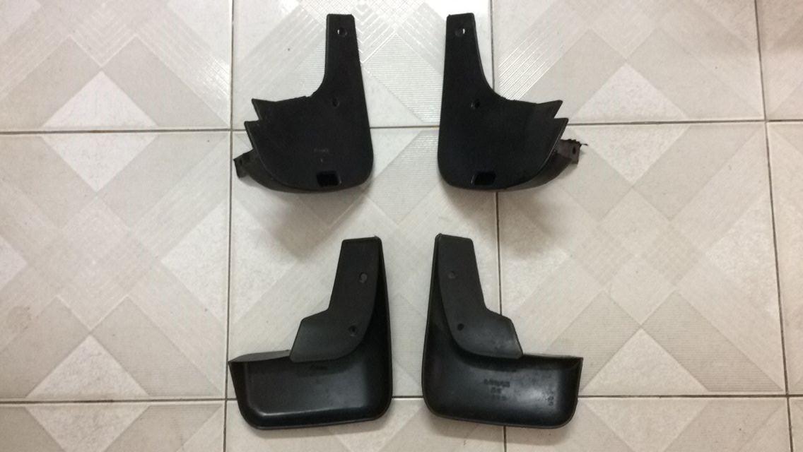 Bộ chắn bùn bánh xe Suzuki Wagon R+