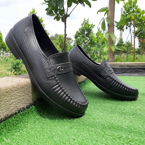 Giày nhựa nam công sở