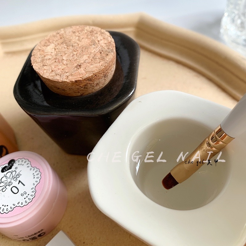 Cốc đựng dung dịch  đựng chất lỏng làm nail