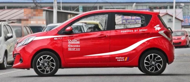 Tem xe ô tô phong cách thể thao TS040