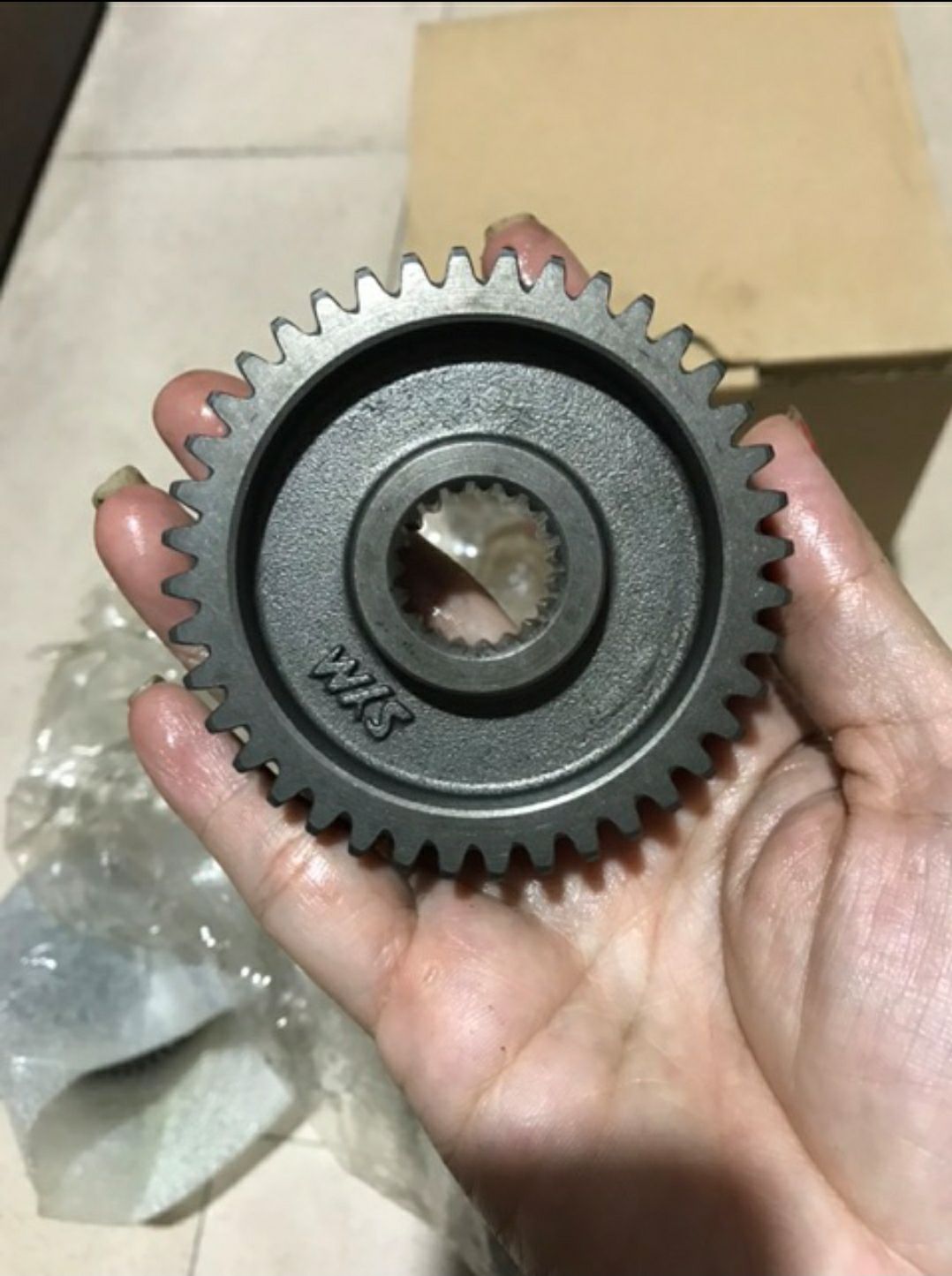 Bộ nhông hú ( bộ láp) xe Attila Hãng