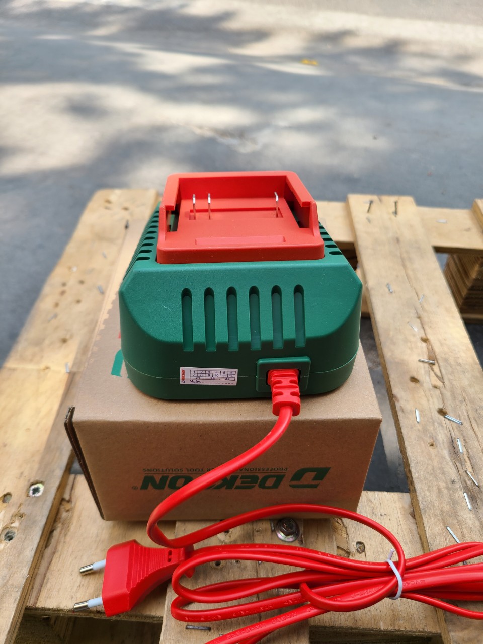 Sạc 21V hệ M21 Dekton S25 thế hệ mới