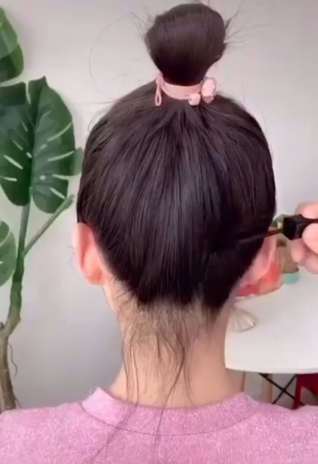 Cây mascara chải tóc con vào nếp