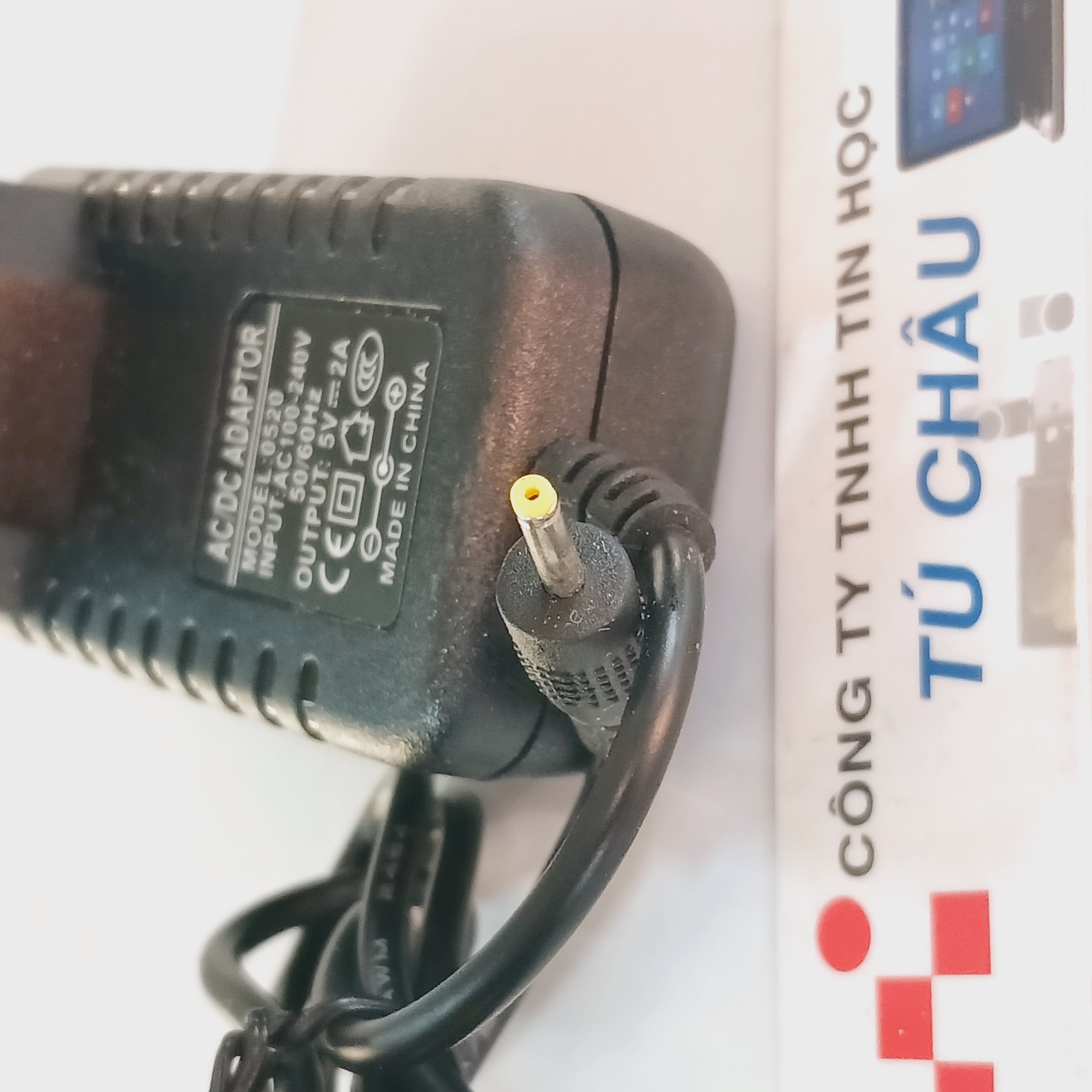 Adapter DC 5V - 2A / Đầu cắm nhỏ 2.5mm X 0.7mm