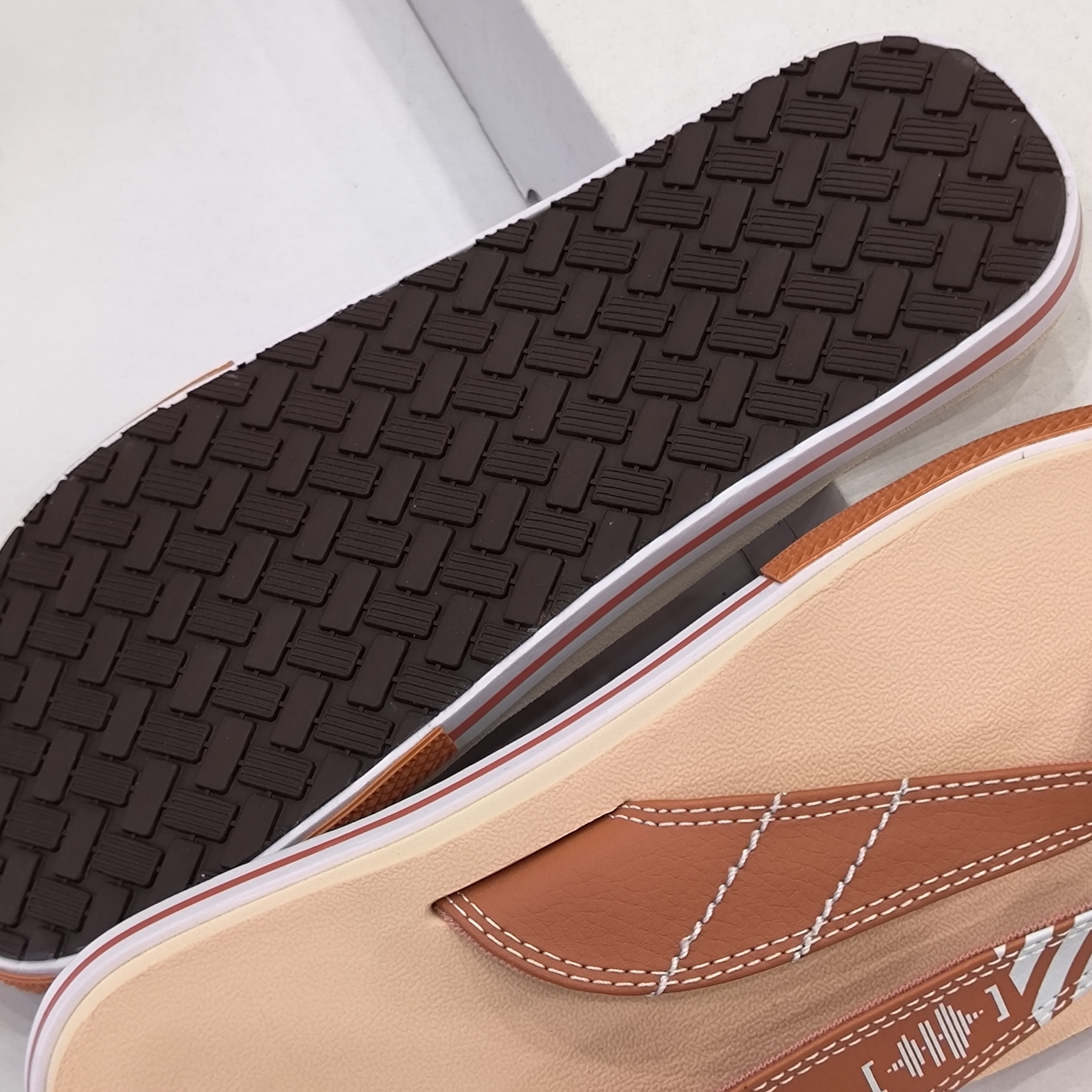 Dép Sneaker Buzz nền da nhạt quai nâu cam 1SBS017