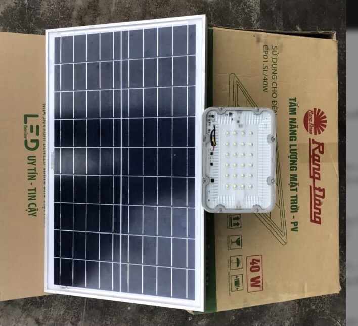 đèn pha năng lượng mặt trời 40w rạng đông [ ảnh thật] [có sẵn] [có bảo hành]
